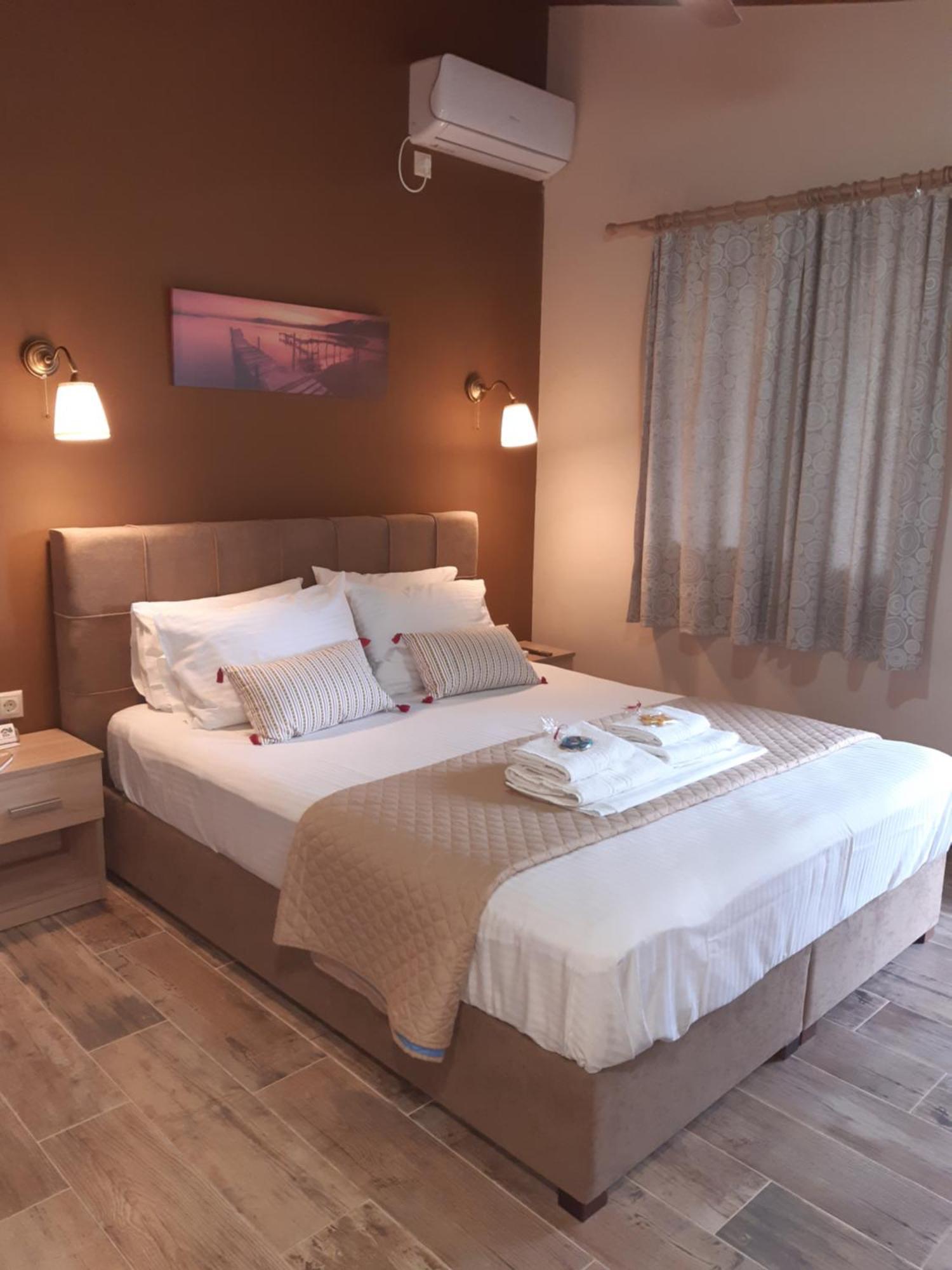 Room Near The Airport Pikérmion Cameră foto